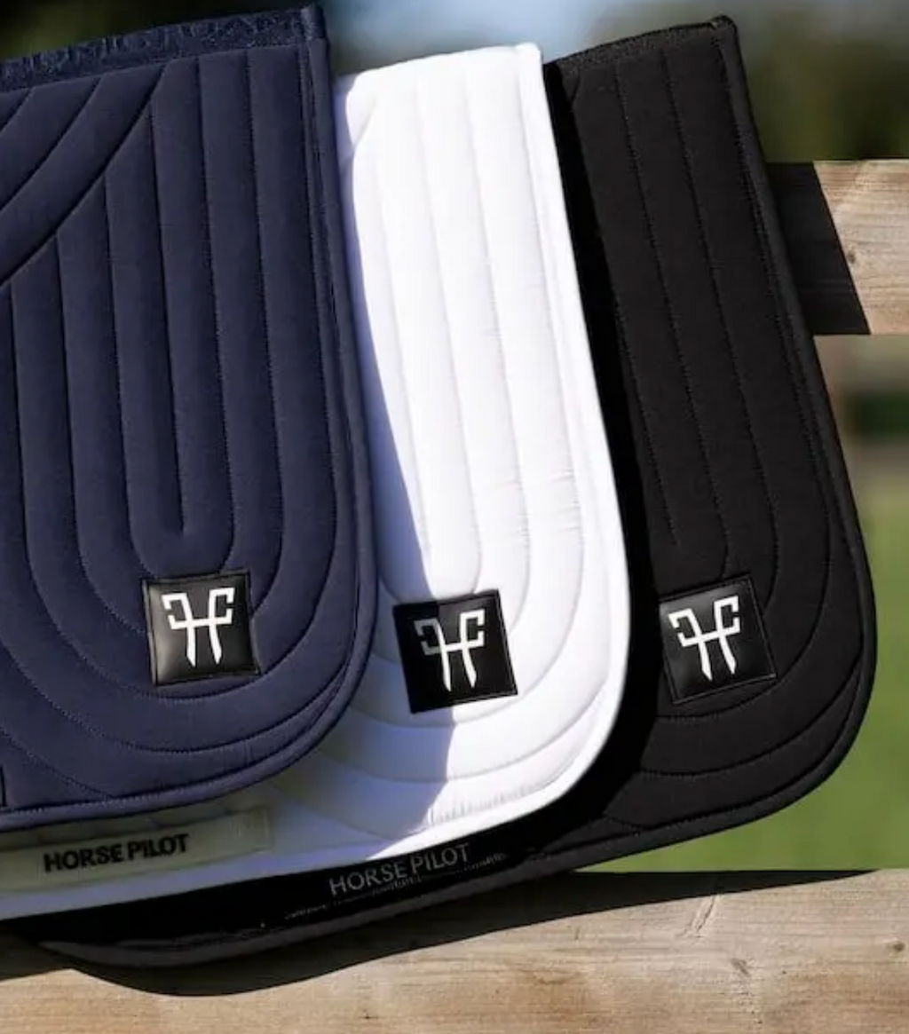 Horse Pilot Jump Saddle Pad Ergonomic